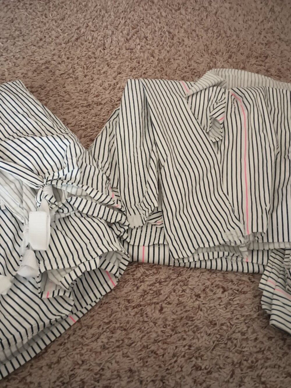 Multi-piece blanket fort set